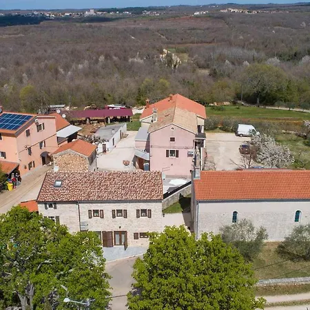 Karmela Ii Apartmán *